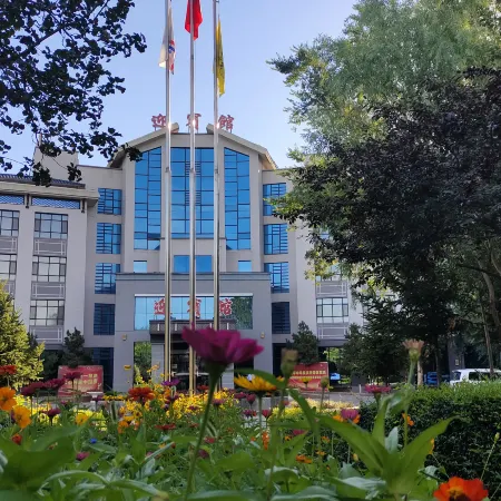 Manas County Hotel