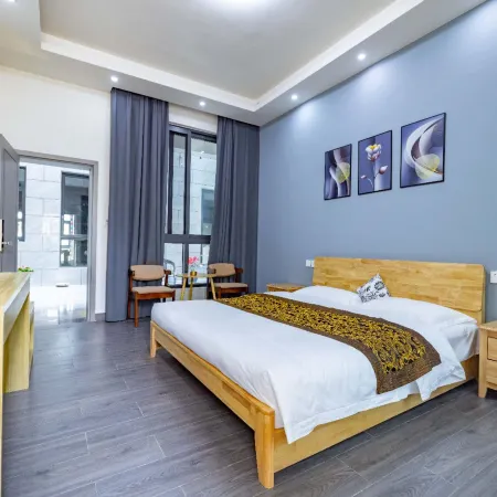 Qingcheng Mountain Banshan Bianxia Homestay