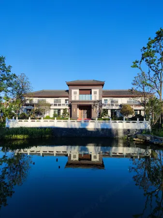 Hubei Mangrove Resort Hotel Отели рядом со станцией Hanshuan Railway Station