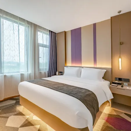 Lavande Hotel (Baoding Gaobeidian Baigou New Town Heda International Bag City)