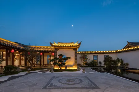 Passing-cloud Resort