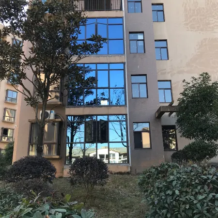 Shanshe Renjing Hot Spring Apartment