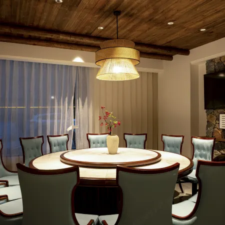 Liangqi Private Tang Homestay