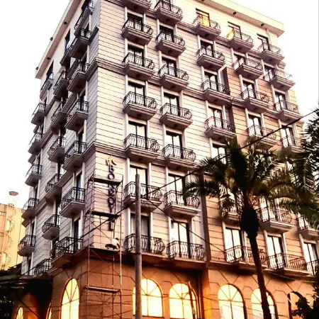 TH BonRoyal Hotel