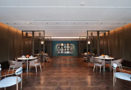 Sheraton Xuzhou Hotel Отели рядом с достопримечательностью «Jiuzhou College of Vocation & Technology»