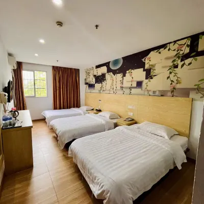 Jinhui Hotel (Guangyi Affiliated Hospital Respiratory Medicine Center Tanwei Subway Station) Hotels near Guangzhou Jiaokou Bus Station