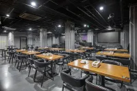 Yinmo Light Luxury Hotel (Minhou University Town)