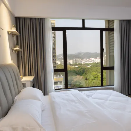 Yunduo Apartment (Baise Longjing Global Commercial Center)