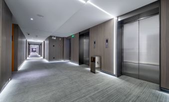 AI Lives In The Future Hotel (Xiaozhai Subway Station Branch of Shaanxi History Museum)