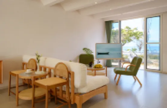 大理逸邇·玥庭洱海美景民宿（高鐵站洱海公園店）