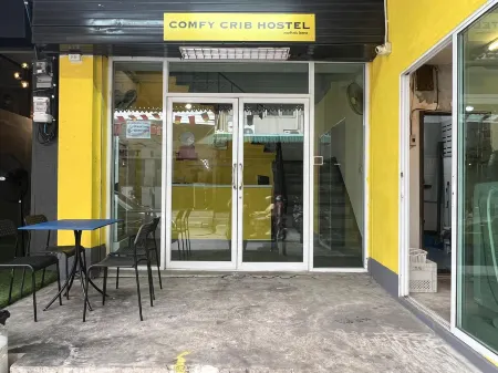 Comfy Crib Hostel