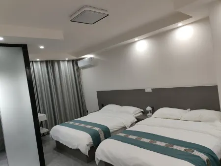 Encountering Famous Guests