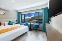 BLue Bay homestay - parking