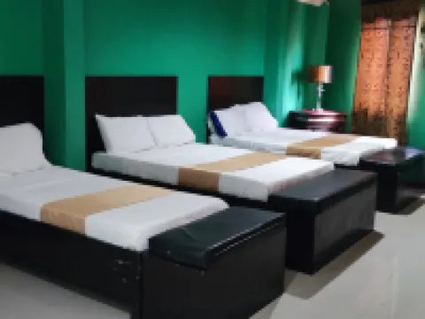 RedDoorz @ Dream Haven Bed & Breakfast Hoteles en Bukidnon