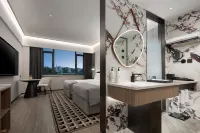 Pingyao Ancient City Wanda Moments Hotel