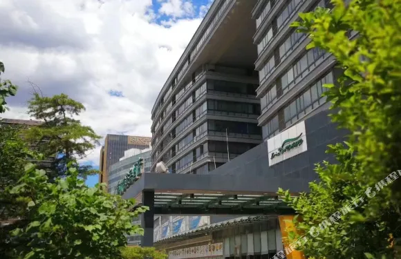 愛時特套房酒店（唐山會展中心遠洋城店）