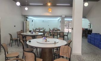 Daxin Qihe Shanjing Homestay
