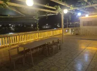 Ruguoyujian Homestay Các khách sạn gần Kuche Temple