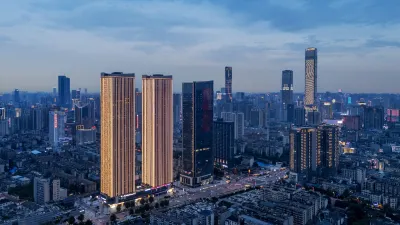 Orange Spark Hotel (Changsha Wuyi Square IFS International Financial Center Branch) Hotels near Zifeng Park