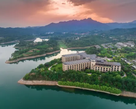 紅灣ホテル 平山のホテル