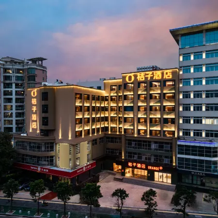 Orange Hotel (Foshan Pingzhou Yingyue Lake Huanyu City)