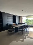 Blue Whale Bay Hotel فنادق في شىُ ون
