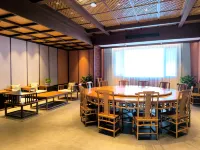 常州金菠蘿禪驛酒店（春秋淹城店） 鄰近秦野的酒店