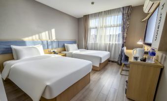Home Inn (Donghai Niushan North Road Shuijingcheng Pedestrian Street)