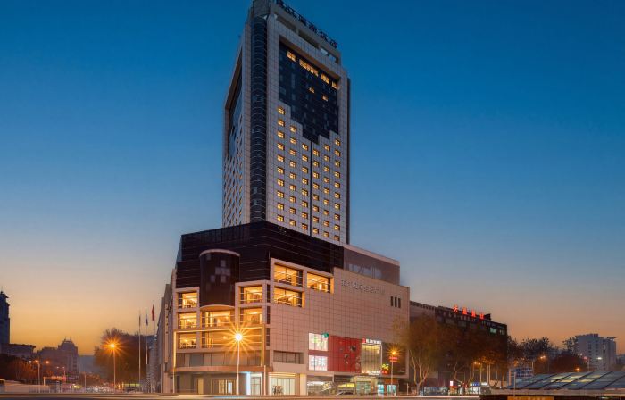 Moshang Qingju Hotel (SUNING Plaza Store, Dashikou, Zhenjiang)