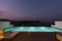 Jian·Qiancheng Lane - Pools