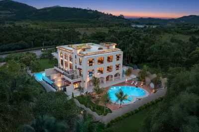 Floral Hotel Fanchenli Homestay (Wanning Shimeiwan Shenzhou Station Branch) Hotels in Shimei Bay/Xinglong Resort