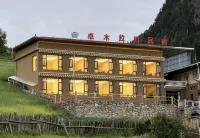 Zhuomu Lariz Homestay - sarapan