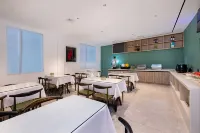 Ezzi Hotel - ที่มีที่จอดรถ