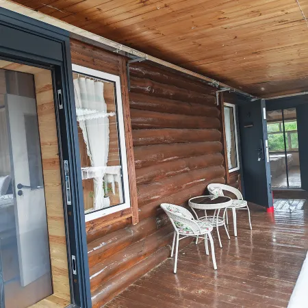 Katia · Wooden Villa Chalet (Ergun)