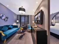 上海五角場crystal orange酒店 上海財経大学-総合体育館周辺のホテル