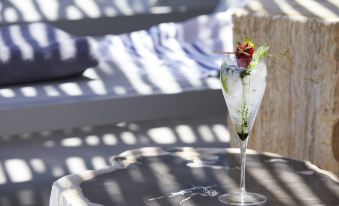 Cayo Exclusive Resort & Spa
