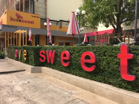 Long Beach Cha-Am Hotel