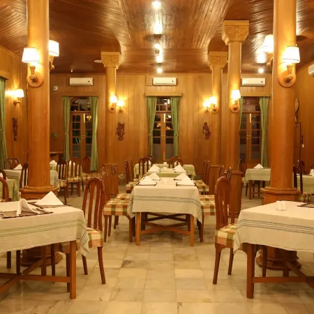 Bagan Thande Hotel, Old Bagan