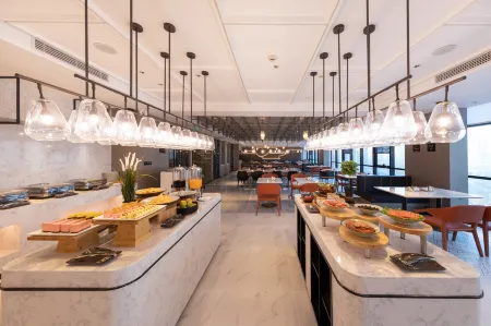 Atour Hotel Отели рядом со станцией Tai'an Railway Station