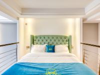 重庆智寓Home设计复式酒店 - 莜筑奢华loft大床房