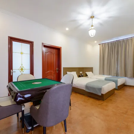 Floral Hotel·Beijing Huayan Hotel(Beijing Yanqing Badaling Great Wall Wildlife Park)