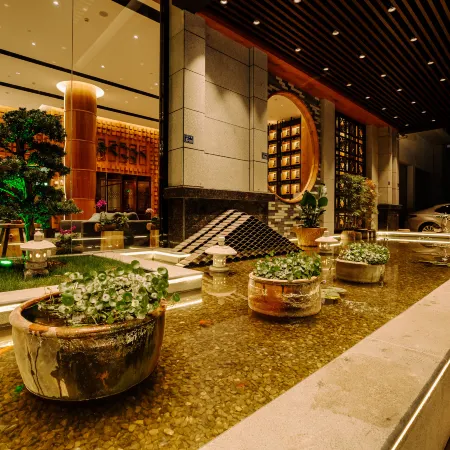 Mando Hotel