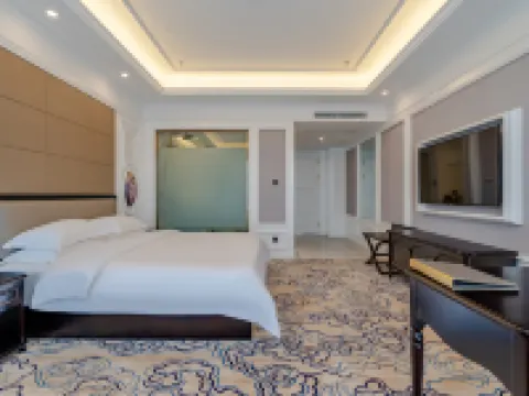 法姬娜大酒店（霍邱汽車站店） 霍邱酒店