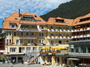 Popular Ski Hotels in Lauterbrunnen