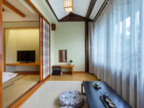 Mulanyu Tangsu Hotel โรงแรมในลี่เจียง