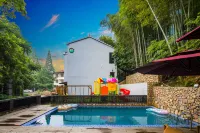 Seclusion B&B - piscina
