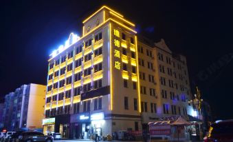 Zhan De Hotel (Huocheng Qingshui River)