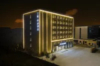 Lanou Shangpin Hotel, Haixi Road, Huangdao District Hotels near Qingdao Mingtian College