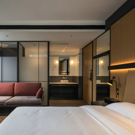 Renshou Nanyue Design Hotel (Renshou Wanda Plaza store)