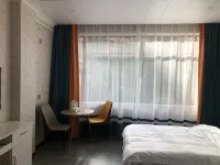 Lob Hotel Hotels in Xinlong